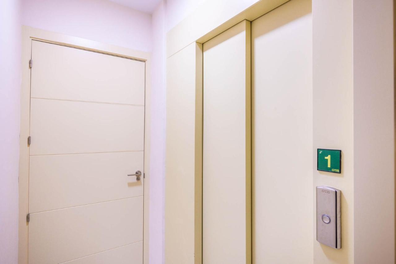 Apartamento Hercules - Vacacional Sevilla Kültér fotó